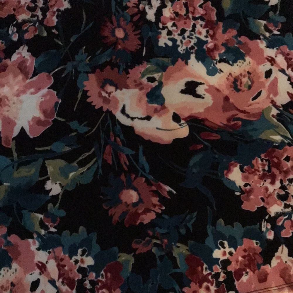 Floral skirt - Picture 3 of 4